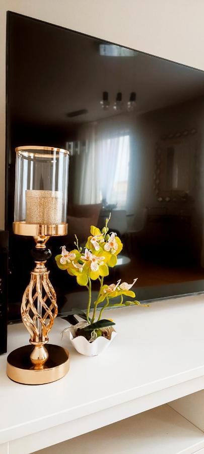 Cosmopolitan Apartament Z Bezplatnym, Prywatnym Parkingiem W Hali Garazowej Stary Toruń Extérieur photo